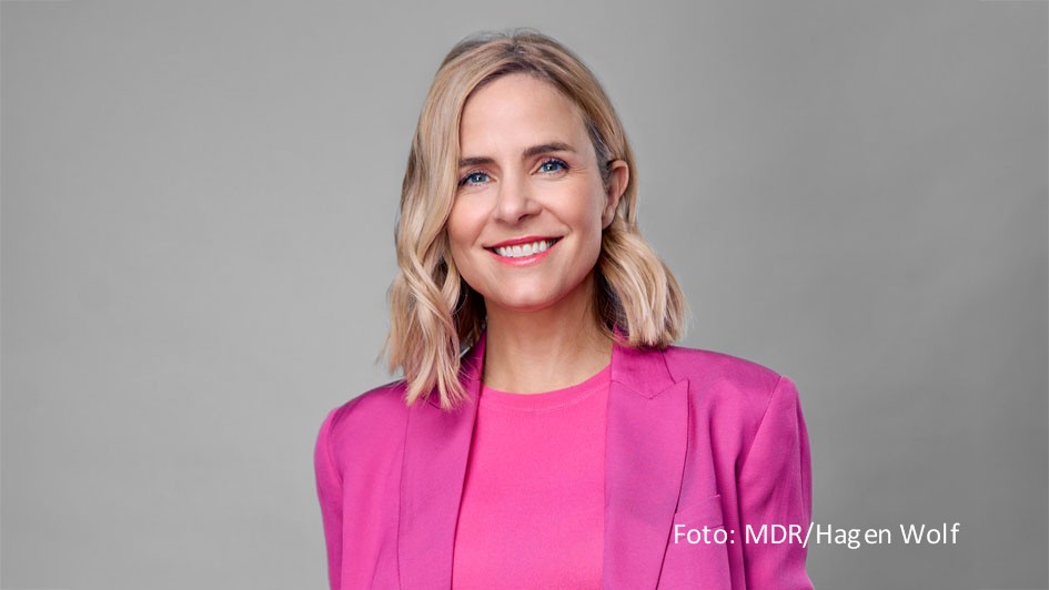 Eine Spezialausgabe des Magazins „MDR um 4“ läuft am 21. November im MDR Fernsehen und der ARD-Mediathek. Moderatorin Stephanie Müller-Spirra ist live vor Ort in Chemnitz, das von der Europäischen Union für 2025 zu einer von drei Kulturhauptstädten ernannt wurde. (Foto: MDR/Hagen Wolf)