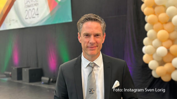 Während der ersten Spieltage der Fußball-EM fand am vergangenen Wochenende im sächsischen Wilsdruff die Deutsche Meisterschaft im Formationstanz Jazz-Modern-Contemporary statt. Moderator Sven Lorig führte als Turnierleiter durch den Wettkampf. (Foto: Instagram/Sven Lorig)