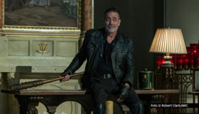 In „The Walking Dead: Dead City“ geht der Überlebenskampf von Maggie (Lauren Cohan) und Negan (Jeffrey Dean Morgan) im postapokalyptischen Manhattan weiter. Ab dem 5. Mai zeigt MagentaTV jede Woche eine neue Folge des erfolgreichen „The Walking Dead“-Spin-offs. Foto © Robert Clark/AMC