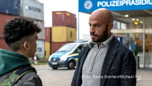 In der morgigen Ausgabe von „3nach9“ empfangen Judith Rakers und Giovanni di Lorenzo u.a. den dänischen Schauspieler und „Tatort“-Kommissar Dar Salim, die designierte Außenministerin Annalena Barbock sowie die Bestseller-Kochbuch-Autorin Güldene Altekrüger. (Foto: Radio Bremen/Michael Ihle)