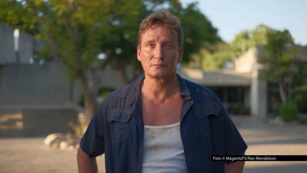 Am 24. Juli feiert die Thrillerserie „The German“ exklusive Deutschlandpremiere bei MagentaTV+. In der Hauptrolle ist Oliver Masucci zu sehen: Er verkörpert Uri, einen Holocaust-Überlebenden, der Jahre später im Auftrag des Mossad für eine geheime Mission nach Deutschland zurückkehrt. Foto © MagentaTV/Ran Mendelson