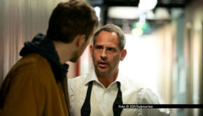 Die vom ZDF koproduzierte Thriller-Serie „The Kollective“ um ein Team junger Investigativjournalisten startet Anfang 2026 im Streamingportal des Senders und läuft im Februar linear bei ZDFneo. Im international besetzten Cast sind u.a. Moritz Bleibtreu, Felix Mayr und Natascha McElhone vertreten. Foto © ZDF/Submarine