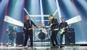 Am 21. März erscheint Thorsteinn Einarssons neues Album „Teardrops & Confettiguns“ pünktlich zum Start seiner nächsten Tournee. Einen Vorgeschmack auf das, was das Publikum erwartet, gab’s jetzt bei der Verleihung des Amadeus Austrian Music Awards in Wien. Foto: © instagram/thorsteinneinarsson