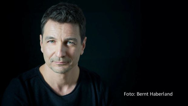 Sein Fachwissen bringt „Gedankenleser“ Thorsten Havener ab dem 4. Oktober in einem neuen Programm auf die Bühne. Zum Auftakt der Tournee gastiert er in Hannover. Für diesen und weitere Termine ist der Vorverkauf bereits angelaufen. (Foto: Bernt Haberland)