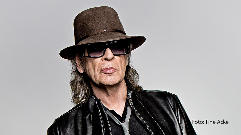 Kunstwerke von Deutschrock-Legende Udo Lindenberg werden in diesem Sommer in Rostock gezeigt. Die Ausstellung „Malerei, Musik & große Show“ öffnet am 1. Juni in der Kunsthalle der Hansestadt und präsentiert Gemälde, Zeichnungen und Likörelle auf einer Fläche von rund 2000 Quadratmetern. (Foto: Tine Acke)