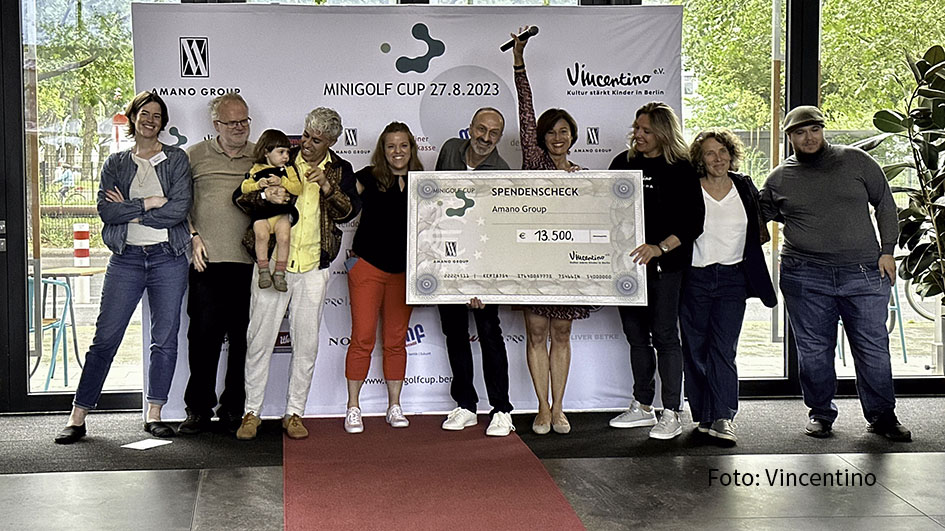 Der von TV-Talkmasterin Sandra Maischberger gegründete Verein Vincentino richtete am Wochenende in Berlin seinen traditionellen „Minigolf Cup“ aus. Dabei kamen 13.500 Euro an Spenden zusammen. Mit dem Geld werden Bildungsprojekte für Kinder und Jugendliche unterstützt. (Foto: Vincentino)