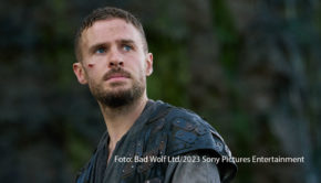 Zu Beginn des neuen Jahres begibt sich MagentaTV auf eine Reise ins frühe Mittelalter. Die britische Serie „The Winter King“, die jetzt zum Streamen verfügbar ist, basiert auf den Artus-Chroniken des britischen Schriftstellers Bernard Cornwell und zeigt den Aufstieg des legendären Keltenkönigs. (Foto: MagentaTVBad Wolf Ltd/2023 Sony Pictures Entertainment)