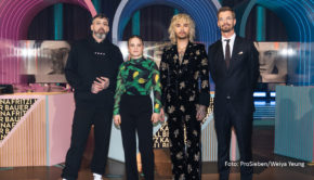 Am Sonntag, den 19. Februar startet auf ProSieben die fünfte Staffel von „Wer stiehlt mir die Show?“, in der die oder der Sieger nichts Geringeres als die Moderation der nächsten Ausgabe gewinnen kann. In der neuen Staffel wagen Sido, Bill Kaulitz und Jasna Fritzi Bauer den Versuch, Moderator Joko Winterscheidt seinen Job streitig zu machen. (Foto: ProSieben/Weiya Yeung)