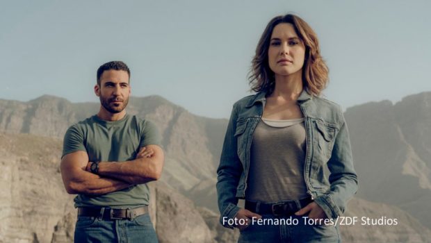 Mit Miguel Ángel Silvestre und Katia Fellin in den Hauptrollen entsteht auf den Kanarischen derzeit die Krimireihe „Weiss & Morales“. An der spanisch-deutschen Produktion sind das ZDF, der Weltvertrieb ZDF Studios und die Kölner Produktionsfirma Nadcon beteiligt. (Foto: Fernando Torres/ZDF Studios)