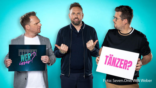 Am 27. Februar startet ProSieben die neue Rateshow „Wer isses?“. Die Comedians Ralf Schmitz und Chris Tall schlüpfen in die Rollen der Detektive, deren Aufgabe es ist, die verborgenen Berufe, Hobbys oder Eigenschaften von unbekannten Teilnehmerinnen und Teilnehmern zu erraten. Präsentiert wird das Ganze von Moderator Steven Gätjen. (Foto: Seven.One/Willi Weber)