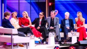 HP_Wir sind Song Contest 01_Tim Bendzko, Thorsteinn Einarsson, Barbara Schöneberger, Jenny Jürgens, John Jürgens, Michael Mittermeier, Melissa Naschenweng_Foto ORF_Roman Zach-Kiesling