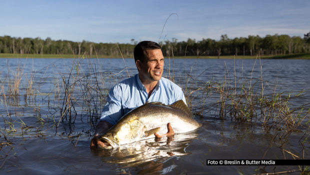 Noch bis zum 15. Juni lädt National Geographic WILD täglich dazu ein, die geheimnisvolle Welt unter der Wasseroberfläche zu entdecken. Im Rahmen der „Woche der Meere“ stehen zahlreiche packende Doku-Highlights, wie die Serie „Built to Survive – Überleben ist alles“ auf dem Programm. Foto © Breslin & Butter Media