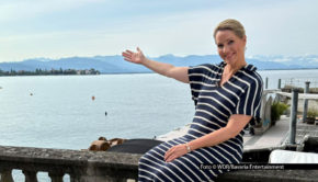 Der Bodensee ist alljährlich ein Reiseziel für Millionen Urlauberinnen und Urlauber. Judith Rakers war dort für die Reihe „Wunderschön!“ als Reporterin unterwegs und hat die vielfältige Region erkundet. Das Resultat strahlt das WDR Fernsehen am 26. Oktober aus. Foto © WDR/Bavaria Entertainment