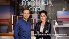 Für das Moderations-Duo Andreas Wunn und Dunja Hayali beginnt am Montag eine neue Woche im „ZDF-Morgenmagazin“. Erstmals seit mehr als zwei Jahren können sie dazu wieder ein Live-Publikum begrüßen. (Foto: ZDF/Pein/Kraehahn/Wittgenstein)