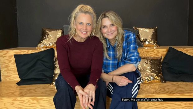 HP_barba radio_Kim Fisher_Foto_Mit den Waffeln einer Frau