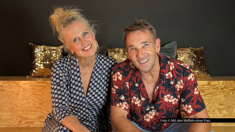 HP_barba radio_mark_keller_Foto Mit den Waffeln einer Frau