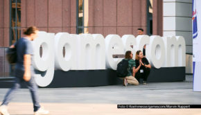 Das Kölner Messegelände wird auch 2025 wieder zum Schauplatz der Gamescom eines der weltgrößten und wichtigsten Events für die Computer- und Videospiele. Zum Auftakt am Abend des 19. August steht die auch live gestreamte Eröffnungsshow „Opening Night Live“ auf dem Plan. (Foto © Koelnmesse/gamescom/Marvin Ruppert)