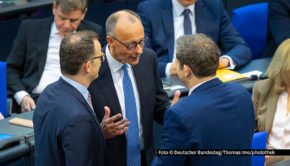 Friedrich Merz wurde am heutigen 6. Mai überraschend nicht im ersten Wahlgang zum Bundeskanzlergewählt. Sandra Maischberger diskutiert am Abend mit ihren Gästen über die politischen Entwicklungen des Tages – und was sie für die Zukunft Deutschlands bedeuten. Foto © Deutscher Bundestag/Thomas Imo/photothek