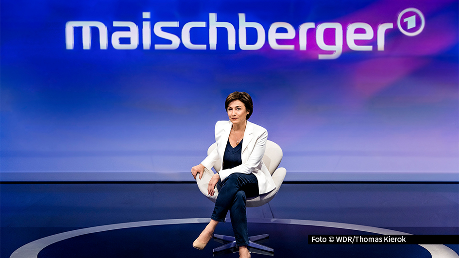 Am 17. Juni ist Fabian Schmidt in der ARD-Talkshow „Maischberger“ zu Gast und spricht erstmals im TV über seine Zeit in US-Abschiebehaft. Zusammen mit Amerika-Expertin Sandra Navidi diskutiert er über Trumps strikte Abschiebepolitik und die wachsenden Proteste dagegen. Foto © WDR/Thomas Kierok