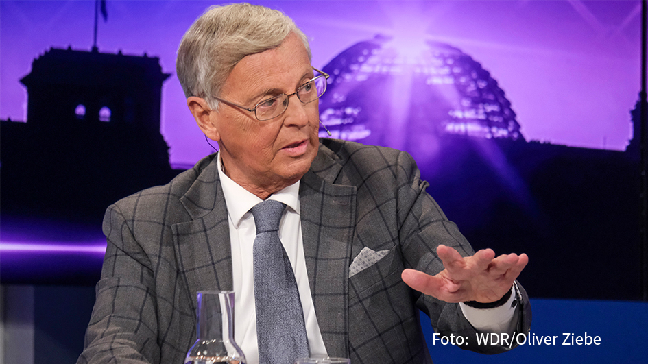 Am 1. Oktober lädt Sandra Maischberger zu einer neuen Ausgabe ihrer ARD-Talkshow ein. Ab 23:00 Uhr spricht die Moderatorin u.a. mit CDU-Politiker Wolfgang Bosbach und der ehemaligen Grünen-Parteivorsitzende Renate Künast über die aktuellen Herausforderungen der Ampel-Koalition. (Foto: WDR/Oliver Ziebe)