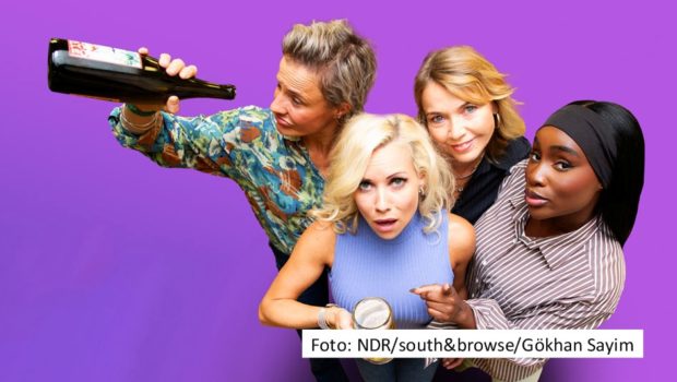 Vier Wochen lang verzichten Seraphina Kalze, Steffi Landerer, Tina Ruland und Sandra Lambeck für die Doku-Serie „Alkohol Detox – Die Challenge“ bewusst auf Alkohol und lassen sich dabei wissenschaftlich begleiten. Die Resultate sind ab dem 13. Januar in der ARD-Mediathek zu sehen. (Foto: NDR/south&brouse/Gökhan Savim)