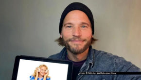 Die erste Ausgabe von Barbara Schönebergers barba radio-Podcast „Mit den Waffeln einer Frau“ im Jahr 2026 ist jetzt erschienen. Erstmals in der Talk-Reihe zu Gast in Schauspieler Sebastian Ströbel, der neben seinem „Bergretter“-Engagement im ZDF nun auch zum Krimi-Helden bei RTL wird. Foto © Mit den Waffeln einer Frau