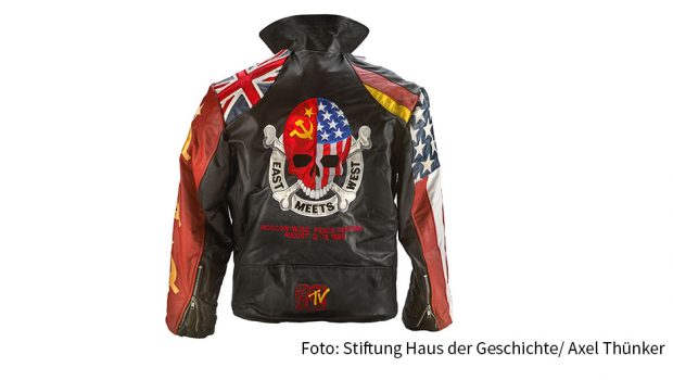 Von Beethoven bis Lindenberg: Die Ausstellung „Hits und Hymnen. Klang der Zeitgeschichte“ ist ab heute im Bonner Haus der Geschichte zu sehen – und zu hören. Dabei sind Musik und Musiker, die Deutschland geprägt haben, mit allen Sinnen erfahrbar. (Foto: Stiftung Haus der Geschichte/ Axel Thünker)