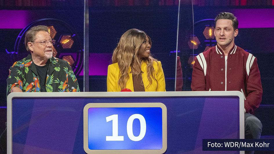 Das Thema Haare kann ziemlich komplex sein. Das machen jedenfalls Dr. Eckart von Hirschhausen und seine Kandidaten am morgigen 8. Mai in „Hirschhausens Quiz des Menschen“ klar. Dabei sorgen u.a. Jürgen von der Lippe, Motsi Mabuse und Alexander Kumptner für so manche Überraschung.