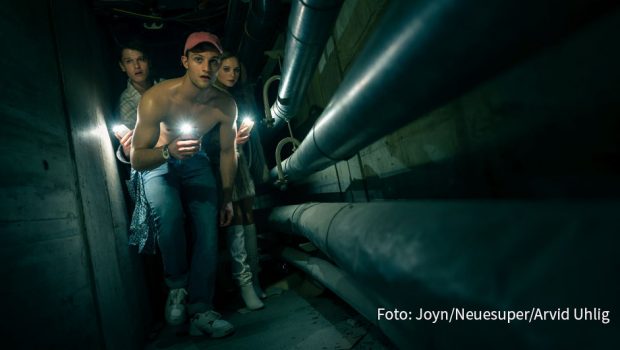 Unter der Oberfläche der bayerischen Metropole München spielt sich das spannende Geschehen von „Katakomben“ ab. Der Streamingdienst Joyn zeigt die sechsteilige Coming-of-Age-Serie ab Donnerstag. (Foto: Joyn/Neuesuper/Arvid Uhlig)