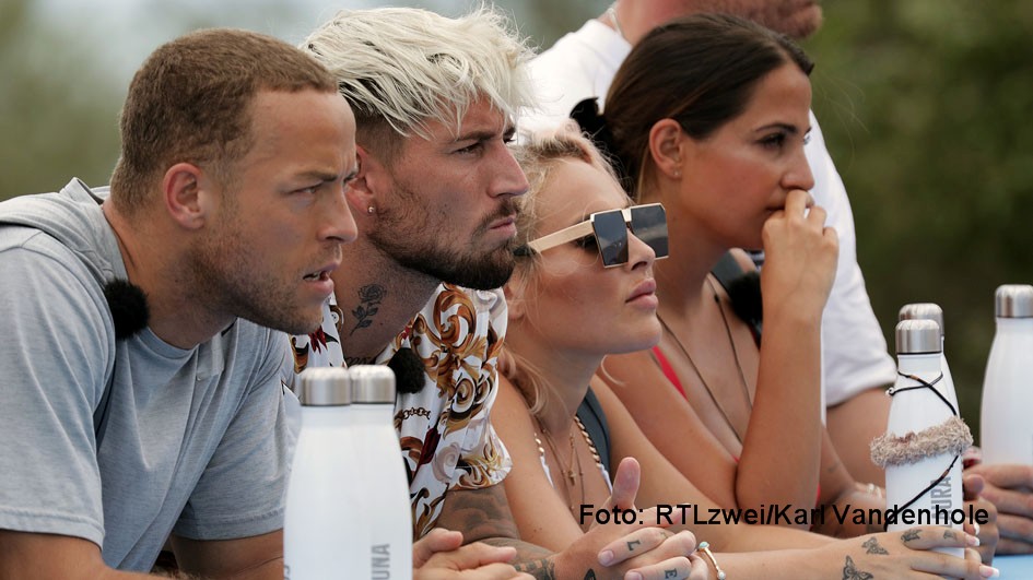Kampf der Realitystars_2021_Folge 5_Spiel Privatinsolvenz_Andrej Mangold, Mike Heiter, Laura Morante, Jenefer Riili_Foto RTLzwei_Karl Vandenhole_HP