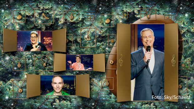 Bevor das Jahr 2020 mit den üblichen ernsten und emotionalen Jahresrückblicken verabschiedet wird, verpasst ihm Thomas Hermanns mit seiner „Quatsch Adventsparty“ heute Abend bei Sky einen kräftigen Tritt. Besinnlich wird’s nicht – dafür aber wirklich witzig. (Foto: Sky/Schaetz)