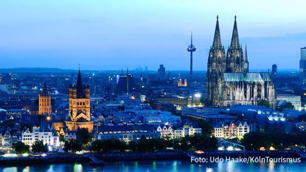 Morgen diskutieren Vertreter der Tourismus- und Gastronomiebranche auf Clubhouse über das kulinarische Köln. Mit dabei ist u.a. Julia Komp, die mit 27 Jahren Deutschlands jüngste Sterneköchin war. Im April sollen in der Domstadt die „Fine Food Days Cologne“ stattfinden. (Foto: Udo Haake/KölnTourismus)