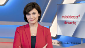 Die finale Phase des Präsidentschaftswahlkampfs in den USA ist heute Abend eins der Themen in der ARD-Talkshow „Maischberger. Die Woche“. Moderatorin Sandra Maischberger spricht darüber u.a. mit der Nichte des Amtsinhabers, Mary L. Trump. (Foto: WDR/Markus Tedeskino)