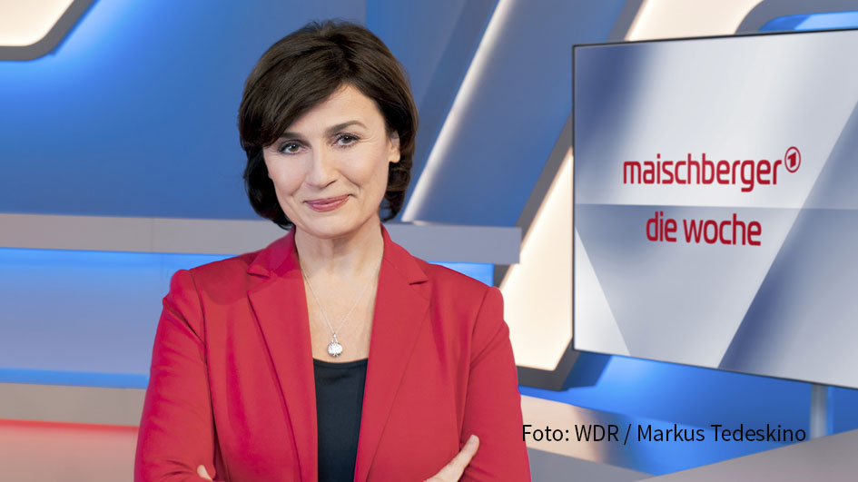 Die finale Phase des Präsidentschaftswahlkampfs in den USA ist heute Abend eins der Themen in der ARD-Talkshow „Maischberger. Die Woche“. Moderatorin Sandra Maischberger spricht darüber u.a. mit der Nichte des Amtsinhabers, Mary L. Trump. (Foto: WDR/Markus Tedeskino)