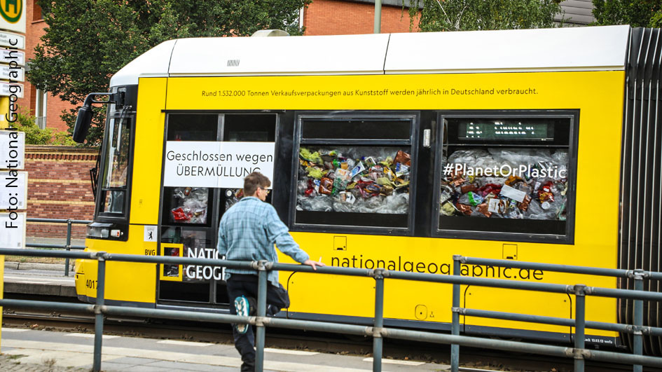 Straßenbahn wegen Übermüllung geschlossen!