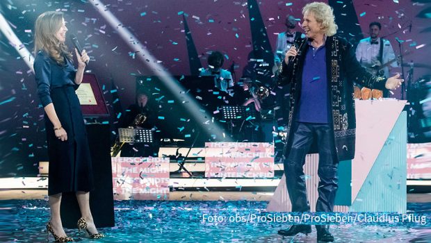 Katrin Bauerfeind führte am gestrigen 19. Januar durch das Finale der ProSieben-Show „Wer stiehlt mir die Show?“. Am Ende stand Thomas Gottschalk als Sieger da. Anstelle von Joko Winterscheidt wird der Routinier die nächste Ausgabe übernehmen. (Foto: obs/ProSieben/ProSieben/Claudius Pflug)