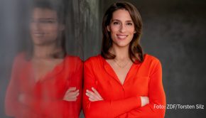 Tennisprofi und Autorin Andrea Petkovic gehört seit 2019 zum Moderatorenteam der „ZDF Sportreportage“. Im Interview mit der Zeitschrift „BARBARA“ spricht sie über den geplanten Abschied vom Profisport, ihren Kinderwunsch und die Freude am Schreiben. (Foto: ZDF/Torsten Silz)