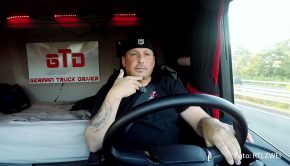 Die vierteilige Reportage-Reihe „Hart in Fahrt – Mein Leben auf der Autobahn“ gewährt spannende Einblicke in das Leben von Truckern und anderen Menschen, die von Berufs wegen täglich auf bzw. an Deutschlands Autobahnen im Einsatz sind. Los geht es morgen um 20:15 Uhr bei RTLzwei. (Foto: RTLZWEI)