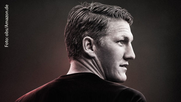 Wie aus einem passionierten Nachwuchs-Fußballer eine Art Nationalheld und das Vorbild einer gesamten Fußball-Generation wurde, zeigt Til Schweigers „Schw31ns7eiger: Memories – Von Anfang bis Legende“. Ab dem 5. Juni hat Amazon Prime Video die Doku exklusiv im Angebot. (Foto: obs/Amazon.de)