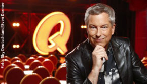 Zu dem von Thomas Hermanns gegründeten TV-Klassiker „Quatsch Comedy Club“ werden mittlerweile in ganz Deutschland Live-Bühnen betrieben. Hier soll es nach der Wiederöffnung eine besondere Dankeschön-Aktion für Alltagshelden der Corona-Krise geben. (Foto: Sky Deutschland/Sven Darmer)