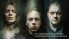 Sky präsentiert die ersten beiden Episoden der Haunted-House-Serie „Hausen“ am 22. und 23. Oktober vor der TV-Premiere in über 100 Kinos. Ab dem 29. Oktober gibt’s dann täglich ab 20:15 Uhr eine Doppelfolge auf Sky Atlantic. (Foto: obs/Sky Deutschland/Lago Film GmbH/Sammy Hart, 123RF/Lurii Kovalenk)