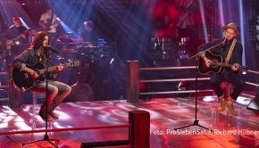ProSieben zeigt am morgigen 19. November die vierte „Battle-Show“ von „The Voice of Germany“. Dabei stehen u.a. die Coaches Stefanie Kloß und Yvonne Catterfeld vor einer schwierigen Entscheidung. (ProSiebenSat.1/R. Hübner)