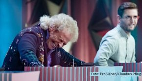 Entertainer Thomas Gottschalk und Wildcard-Kandidat Mark sind zwei der Kandidaten, die am heutigen 19. Januar Joko Winterscheidt die Show stehlen möchten. Dass das nicht so einfach wird, zeigt sich ab 20:15 Uhr auf ProSieben. (Foto: ProSieben/Claudius Pflug)