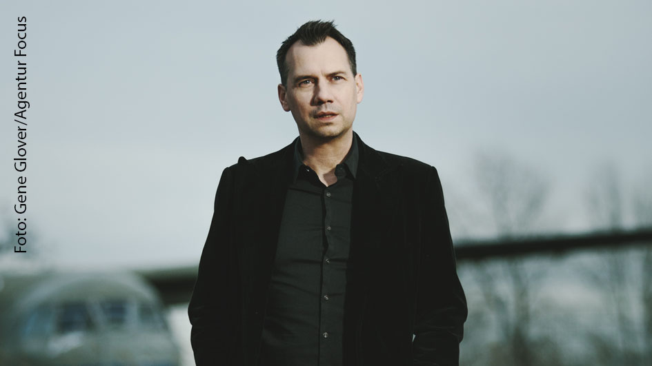 Der erfolgreiche Schriftsteller Sebastian Fitzek ist am Samstag bei barba radio zu Gast. Im Interview berichtet er u.a. über seine frühen beruflichen Ambitionen und erklärt, warum er heute doch froh ist, kein Musiker geworden zu sein. (Foto: Gene Glover/Agentur Focus)