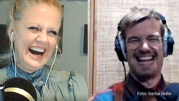Am morgigen Samstag gibt’s auf barba radio eine neue Folge von Barbara Schönebergers „Mit den Waffeln einer Frau“. Im Talk macht Joko Winterscheidt seiner Gastgeberin klar: „Wenn ich so alt bin wie du, möchte ich nicht mehr arbeiten.“ (Foto: barba radio)